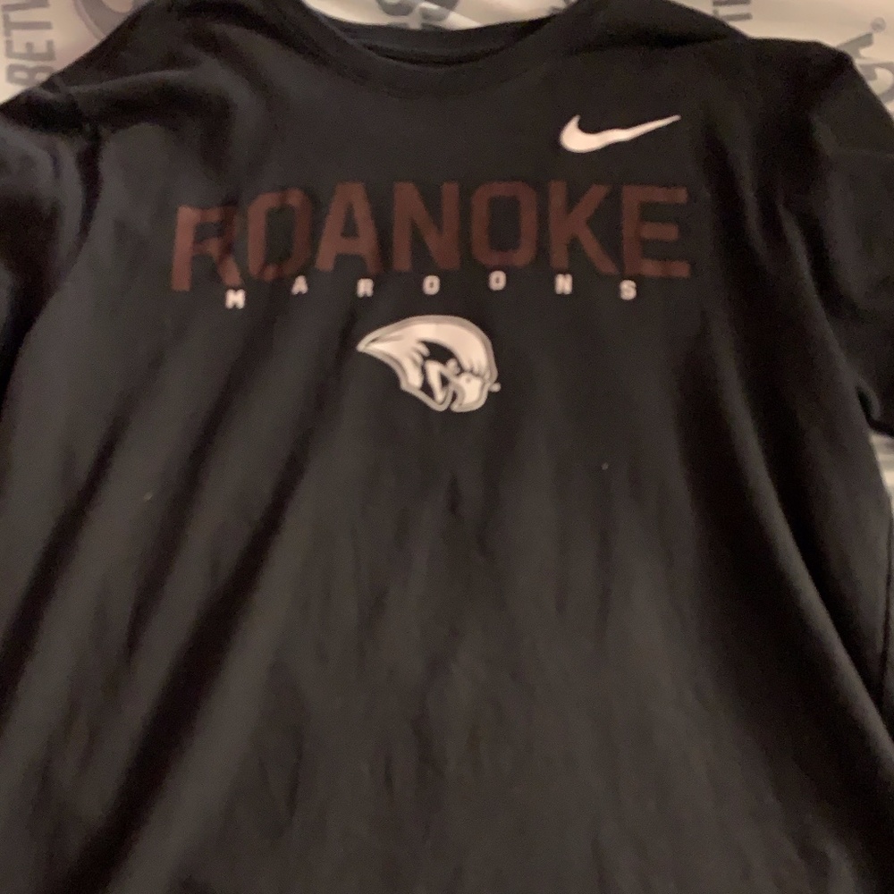 Roanoke College mens shirt